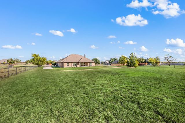 282 Heather Lane, Decatur, TX 76234