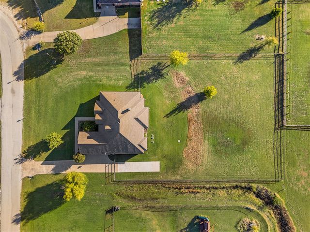 282 Heather Lane, Decatur, TX 76234