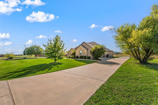 282 Heather Lane, Decatur, TX 76234