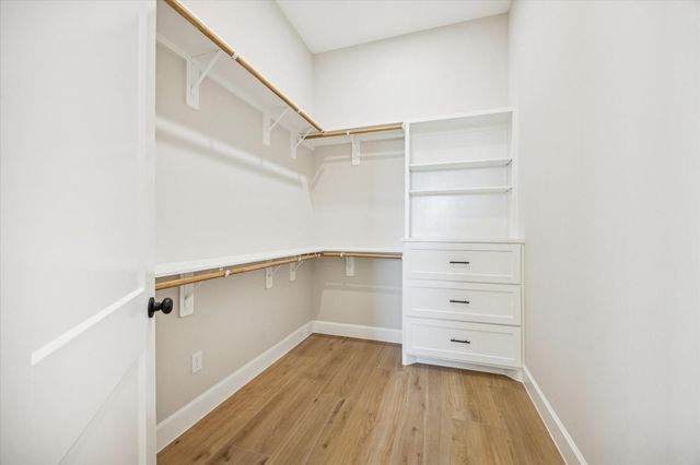 27645 Spring Hill Road, Hempstead, TX 77445