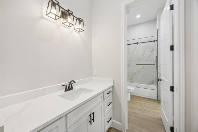 27645 Spring Hill Road, Hempstead, TX 77445