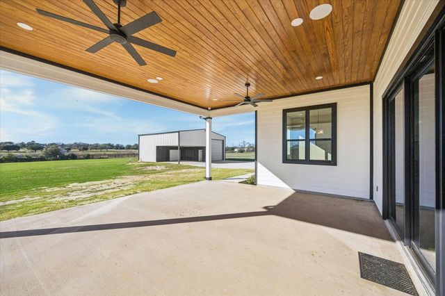 27645 Spring Hill Road, Hempstead, TX 77445