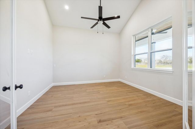 27645 Spring Hill Road, Hempstead, TX 77445