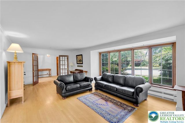 1236 Moffitt, Bethlehem City, PA 18018