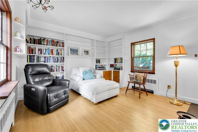 1236 Moffitt, Bethlehem City, PA 18018