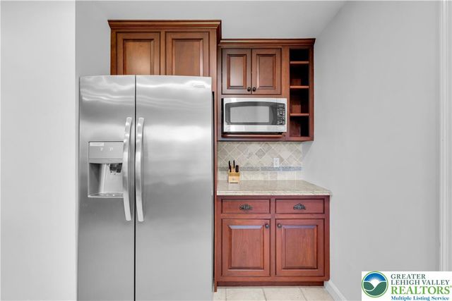 1236 Moffitt, Bethlehem City, PA 18018