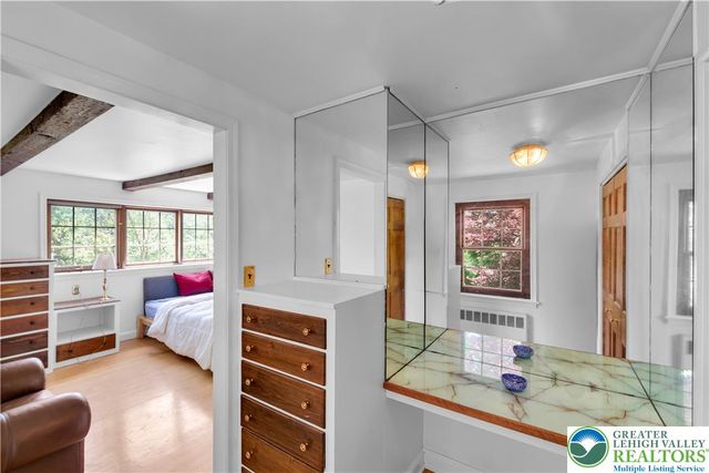 1236 Moffitt, Bethlehem City, PA 18018