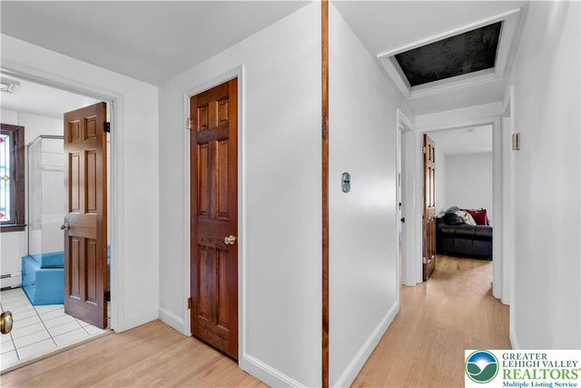1236 Moffitt, Bethlehem City, PA 18018