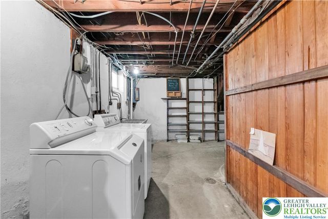 1236 Moffitt, Bethlehem City, PA 18018