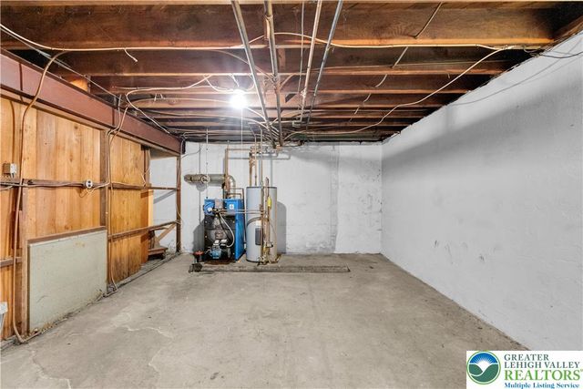 1236 Moffitt, Bethlehem City, PA 18018