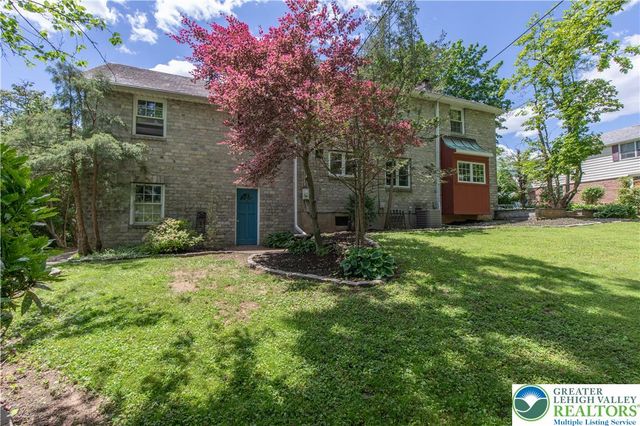 1236 Moffitt, Bethlehem City, PA 18018