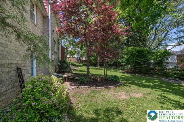 1236 Moffitt, Bethlehem City, PA 18018