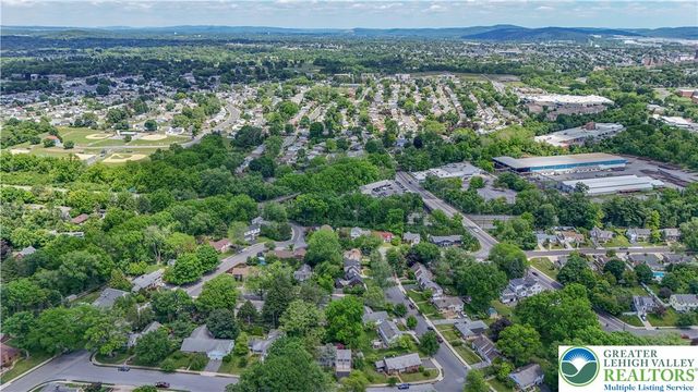 1236 Moffitt, Bethlehem City, PA 18018
