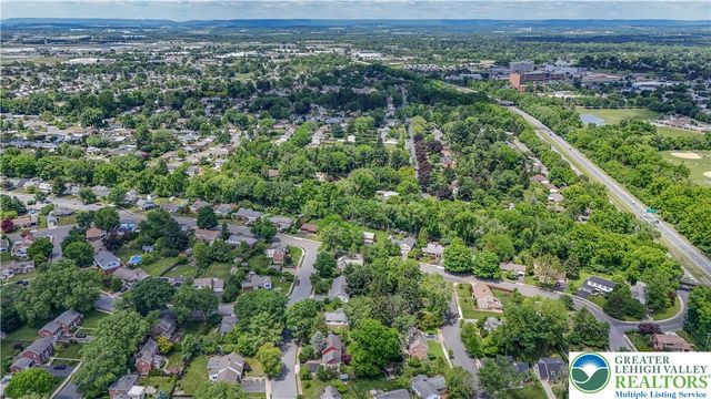 1236 Moffitt, Bethlehem City, PA 18018