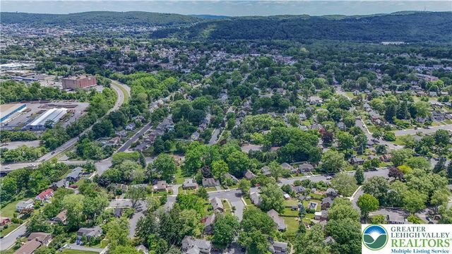1236 Moffitt, Bethlehem City, PA 18018