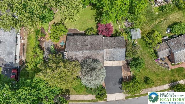 1236 Moffitt, Bethlehem City, PA 18018