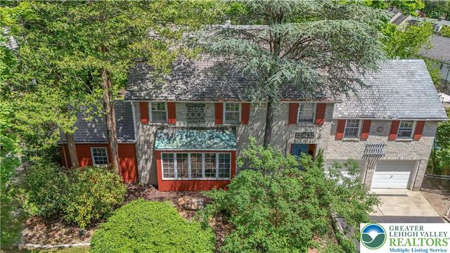 1236 Moffitt, Bethlehem City, PA 18018