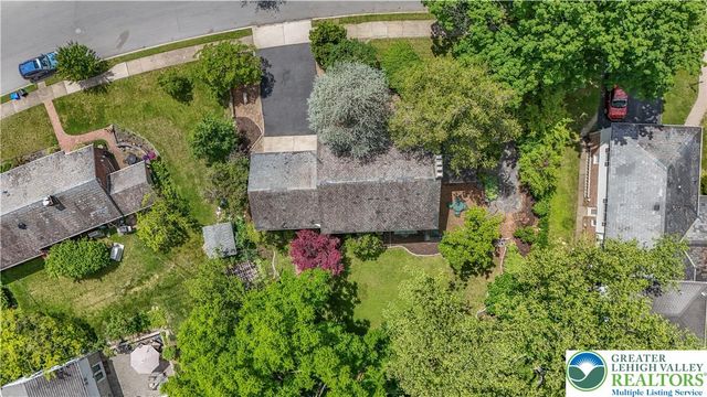 1236 Moffitt, Bethlehem City, PA 18018