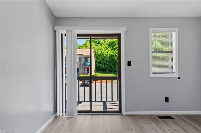 310 Vista Circle A, Winston-salem, NC 27106