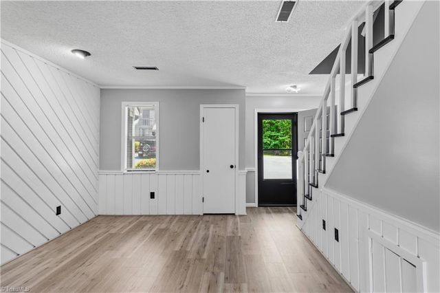 310 Vista Circle A, Winston-salem, NC 27106