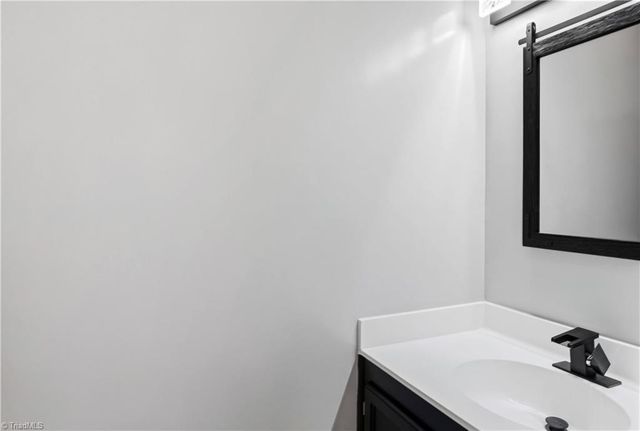 310 Vista Circle A, Winston-salem, NC 27106