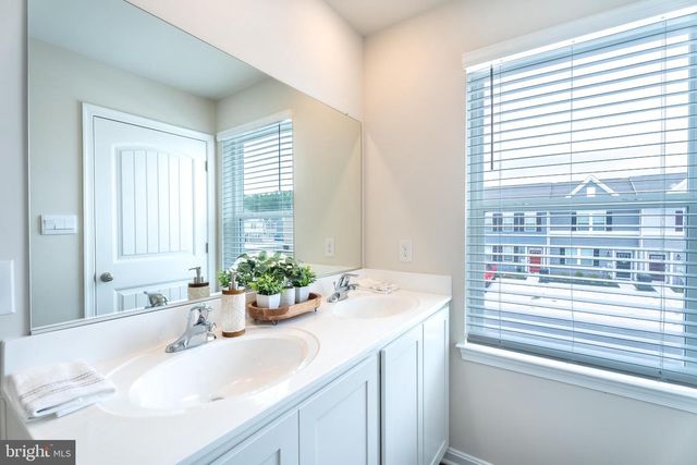 846 DERWENT LN, Salisbury, MD 21801