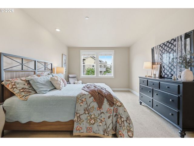 10258 Se BRISTOL Ln, Happy Valley, OR 97086