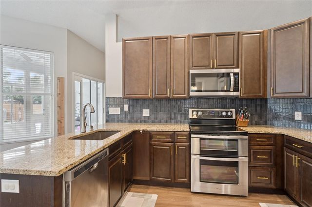 987 AUTUMN GLEN LANE, Casselberry, FL 32707