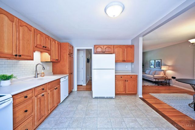 6040 Seiler Drive, Green Twp, OH 45239
