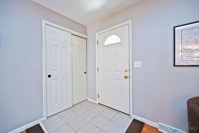 6040 Seiler Drive, Green Twp, OH 45239