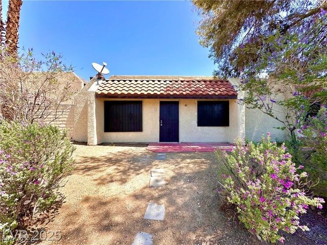 2112 Venus Avenue A, North Las Vegas, NV 89030