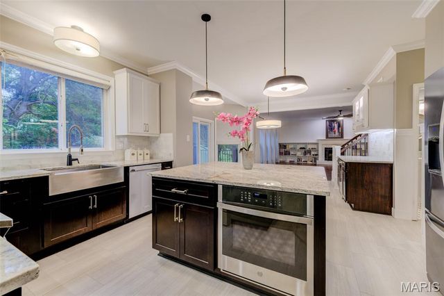 1012 Landing Place Drive, Lake St Louis, MO 63367