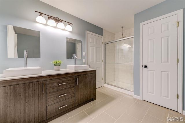 1012 Landing Place Drive, Lake St Louis, MO 63367