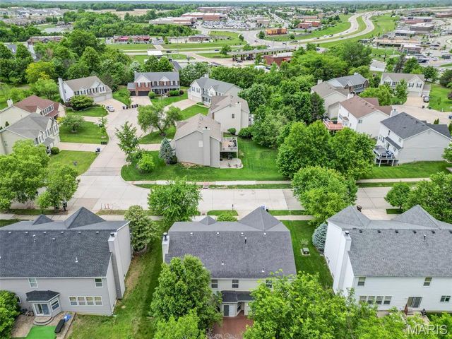 1012 Landing Place Drive, Lake St Louis, MO 63367