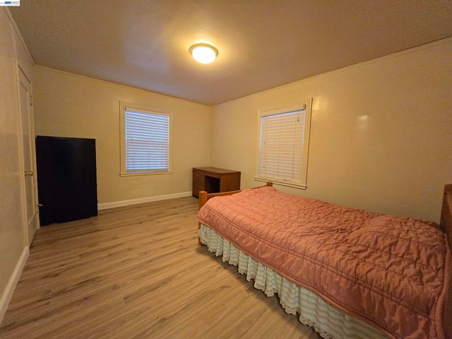2917 Telegraph Ave, Berkeley, CA 94705