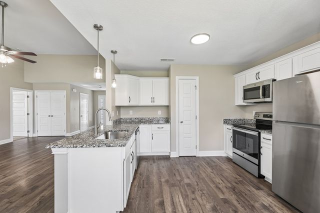161 Ardell Dr, Clarksville, TN 37040