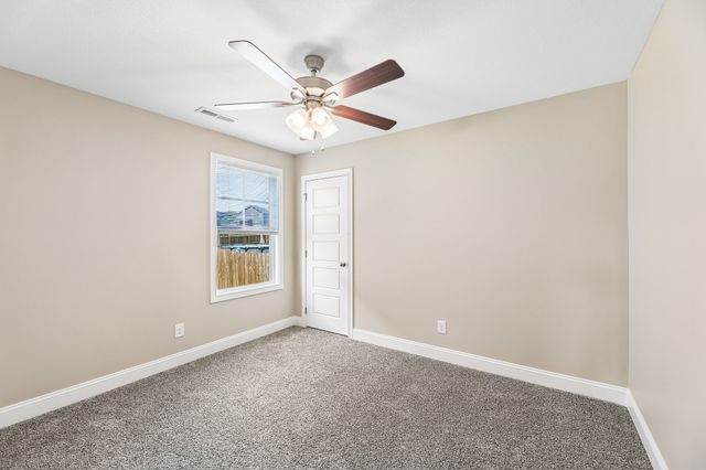 161 Ardell Dr, Clarksville, TN 37040