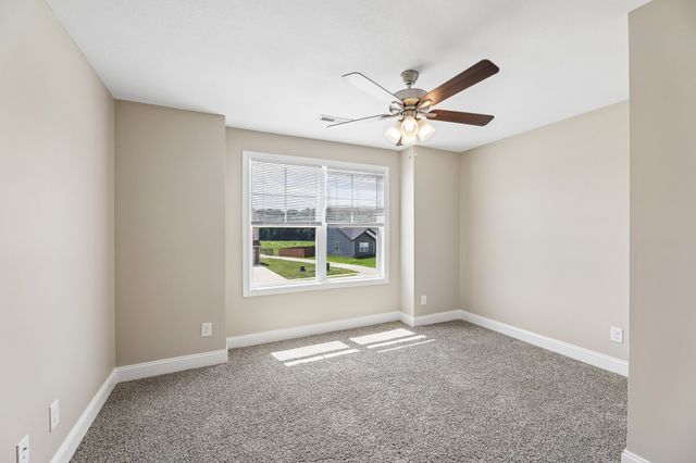 161 Ardell Dr, Clarksville, TN 37040