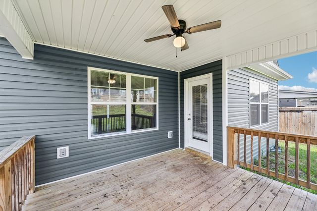161 Ardell Dr, Clarksville, TN 37040
