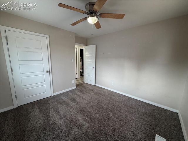 6 Arrawanna Street, Colorado Springs, CO 80909