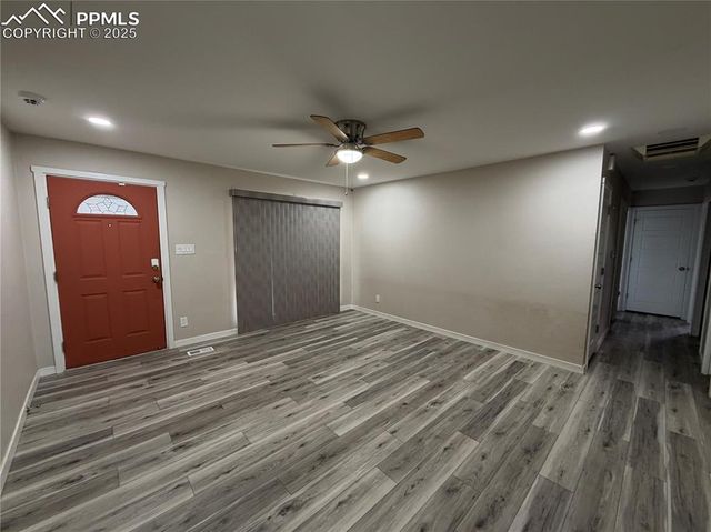 6 Arrawanna Street, Colorado Springs, CO 80909