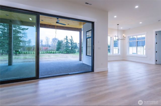 6080 Mesa Court, Ferndale, WA 98248