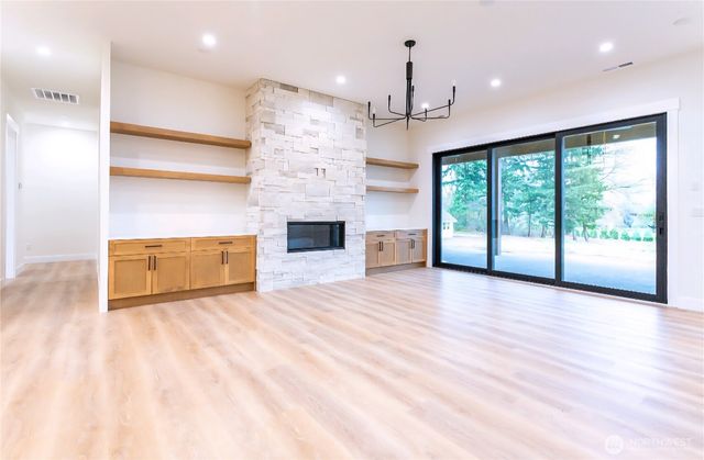 6080 Mesa Court, Ferndale, WA 98248