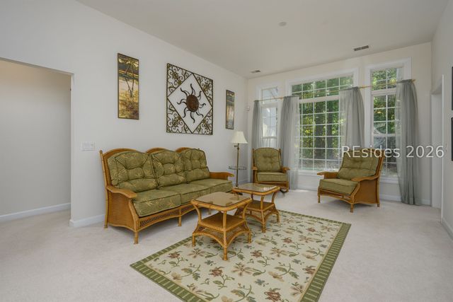 37 Point West Dr, Bluffton, SC 29910