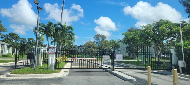 3670 Alder Drive F1, West Palm Beach, FL 33417