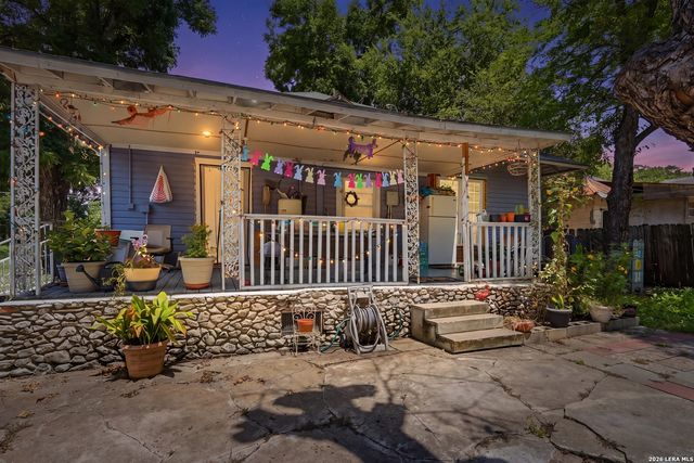 3201 S FLORES ST, San Antonio, TX 78204