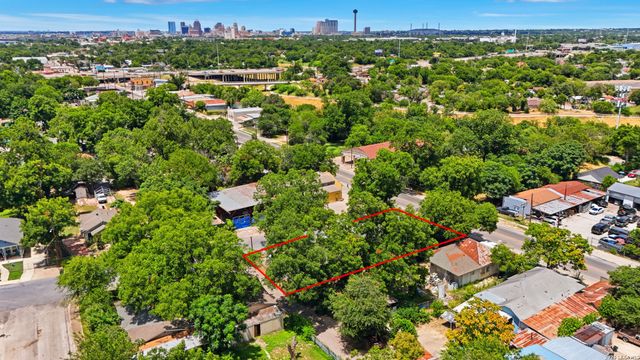 3201 S FLORES ST, San Antonio, TX 78204