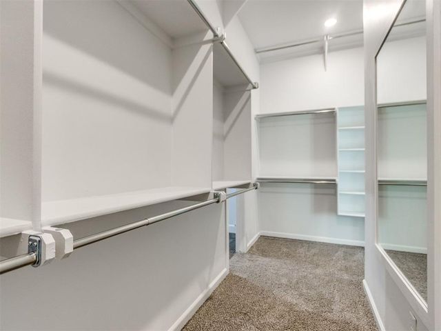 2901 Summit Hollow Circle, Norman, OK 73071