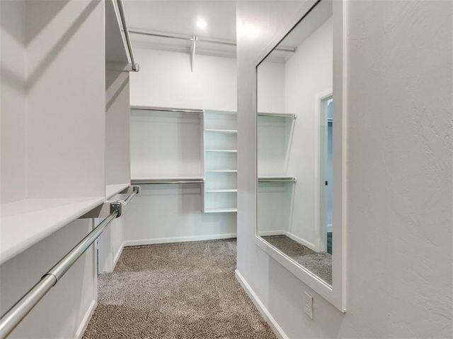 2901 Summit Hollow Circle, Norman, OK 73071