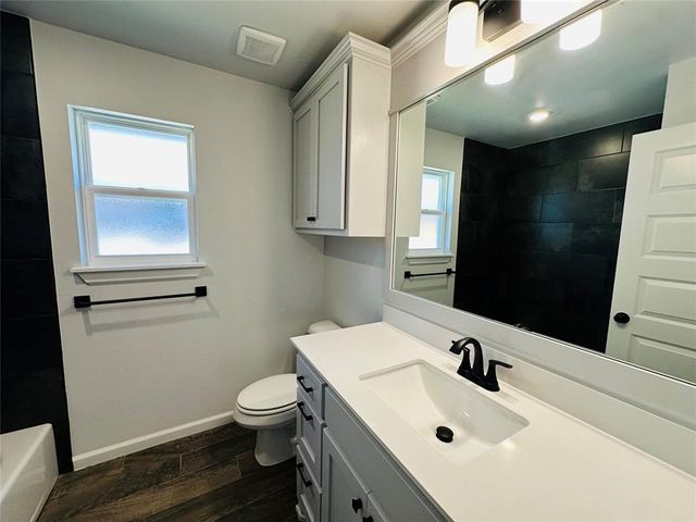 2901 Summit Hollow Circle, Norman, OK 73071